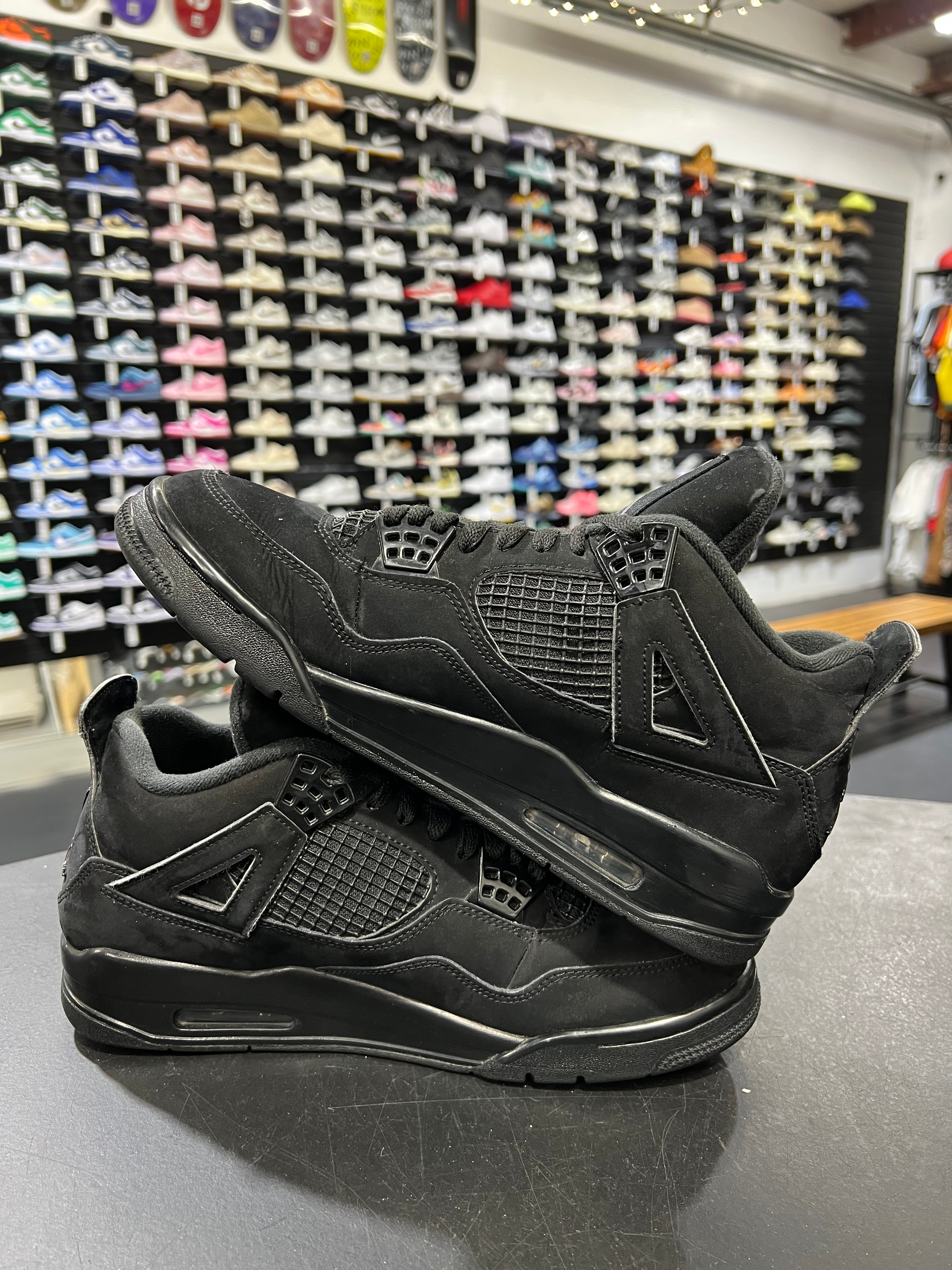 Air Jordan Retro Black Cat 2020 PRE-OWNED – kickedout